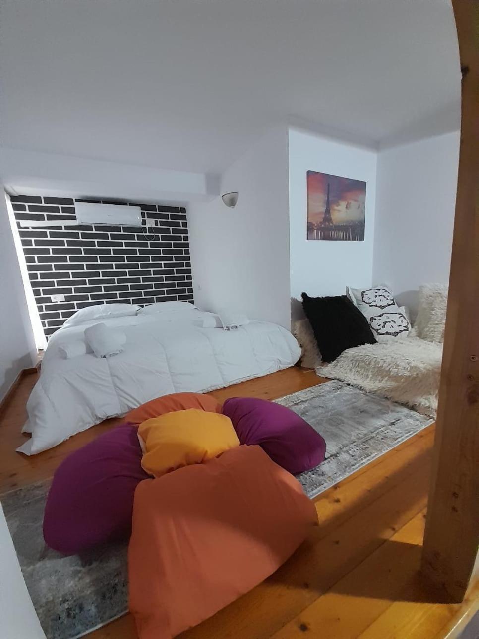 Hotel Boutique Buzi Берат Екстер'єр фото